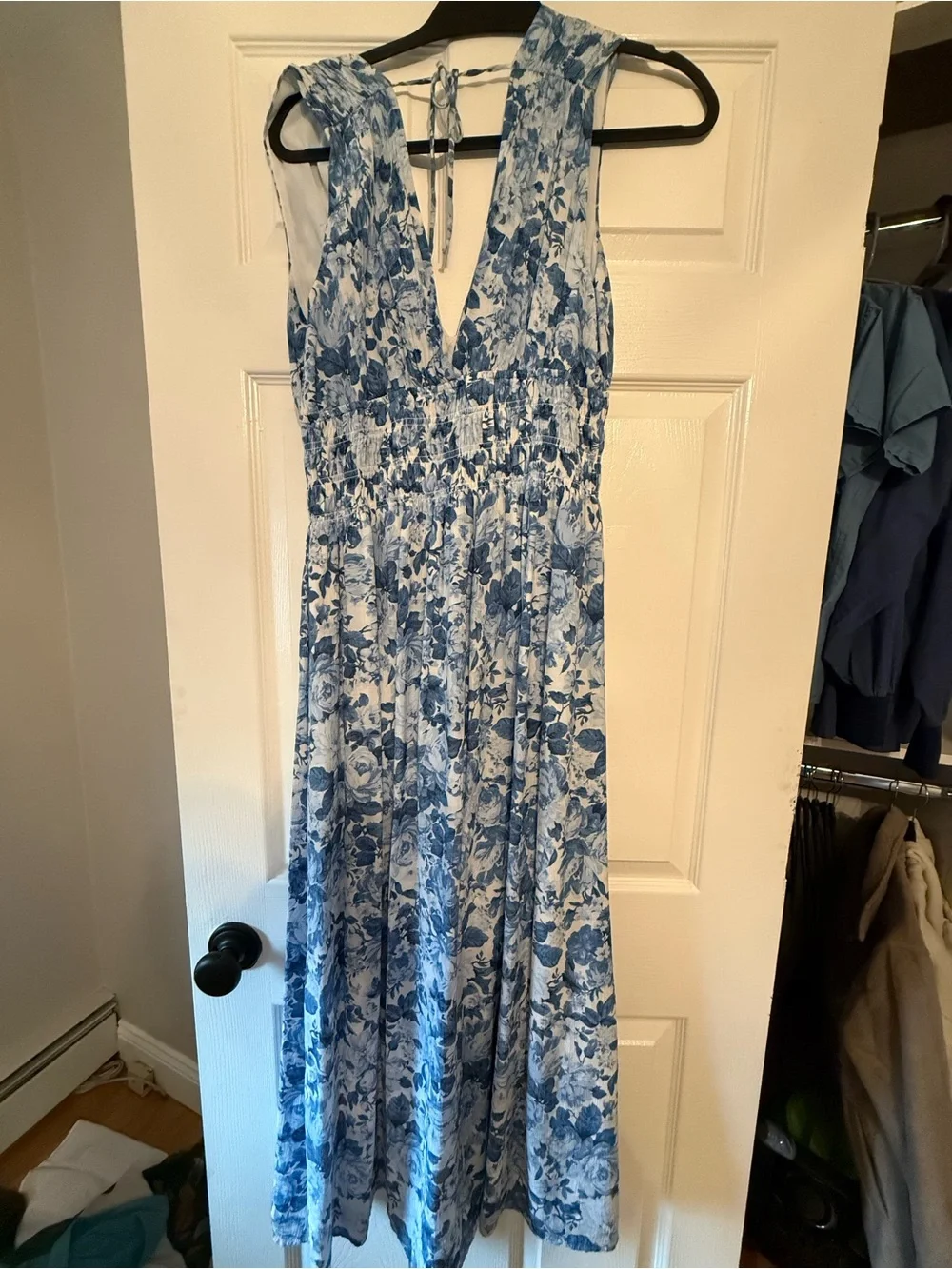 Abercrombie & Fitch Blue and White Floral Maxi Dress